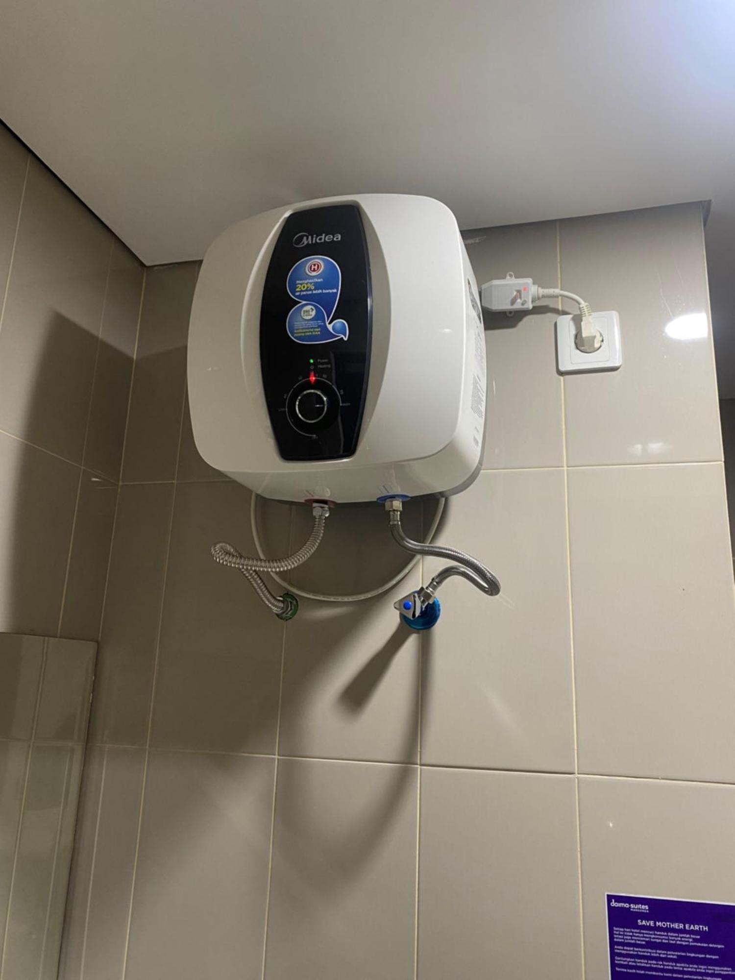 Daima Suites Margonda Depok Luaran gambar