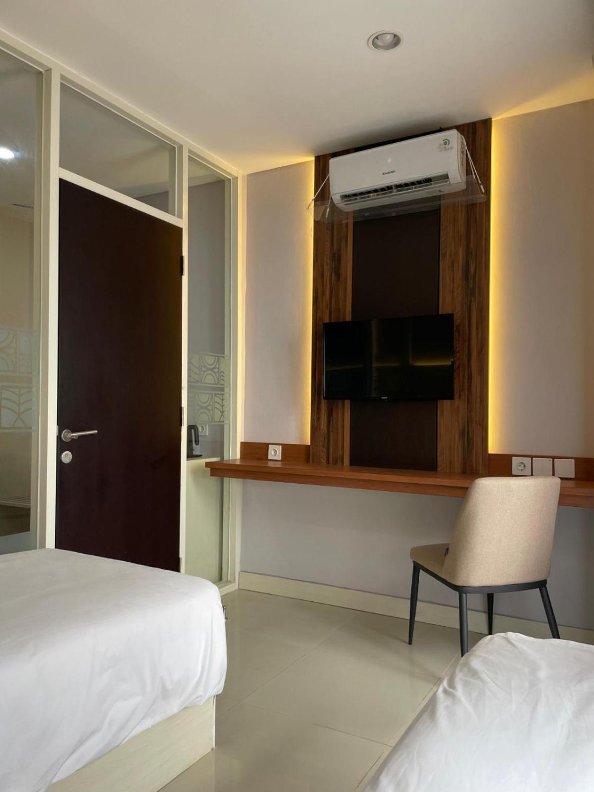 Daima Suites Margonda Depok Luaran gambar