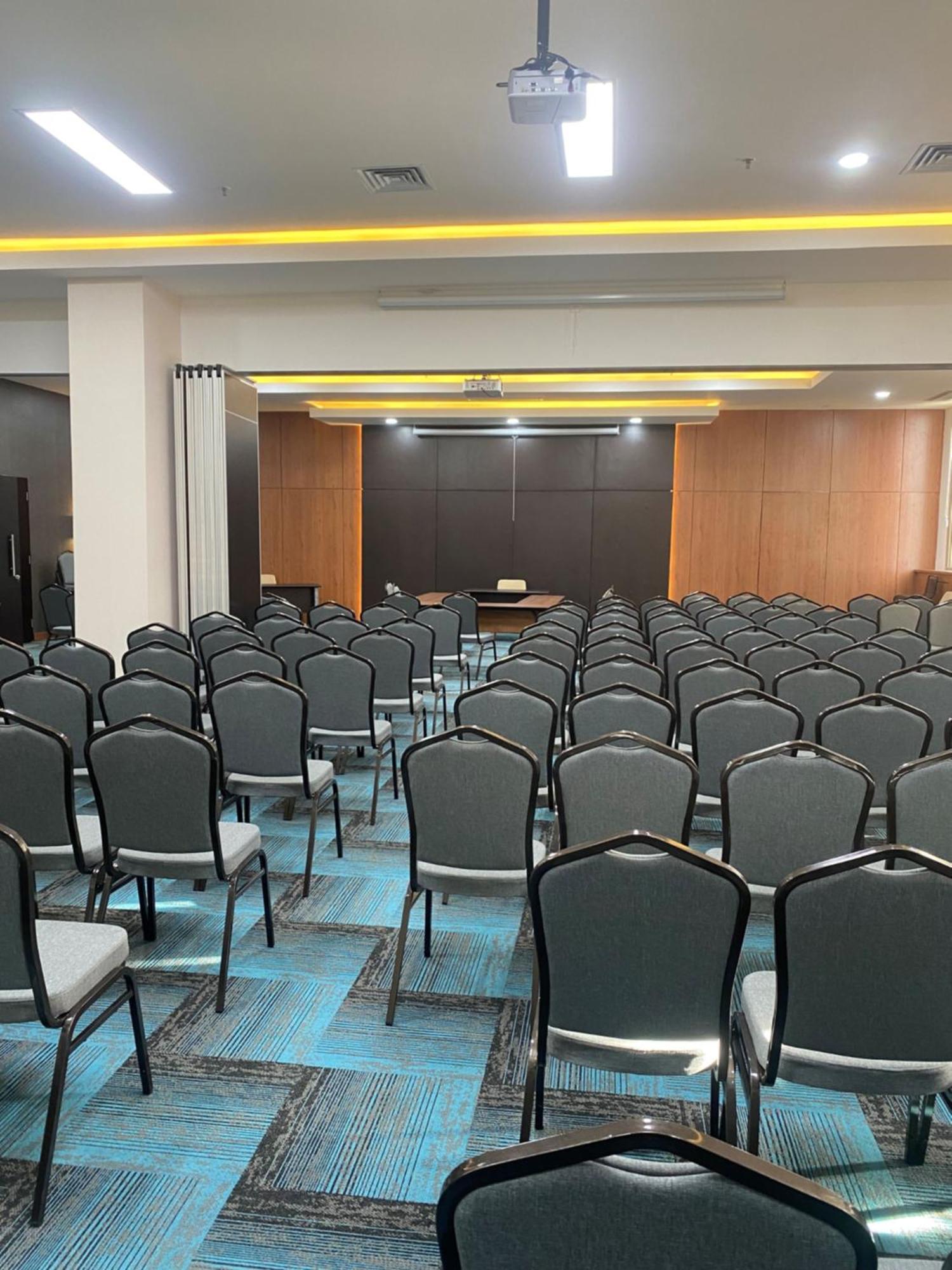 Daima Suites Margonda Depok Luaran gambar